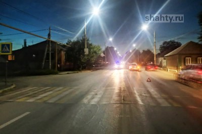 В Шахтах иномарка сбила 17-летнего подростка на пешеходном переходе на ул. Индустриальной