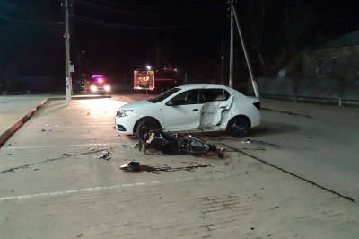 Погиб 19-летний мотоциклист — 17-летняя пассажирка в реанимации: видео