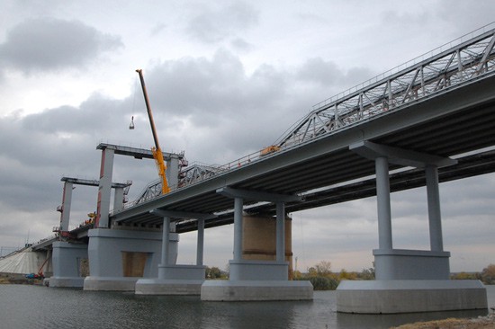 Мост через Северский Донец в Каменске-Шахтинском достроят до конца года [Фото]