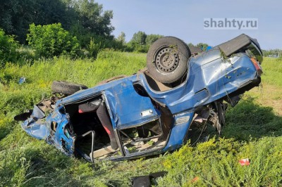 Перевернулся пьяный на ВАЗе: пострадали 16-летняя и 18-летняя пассажирки