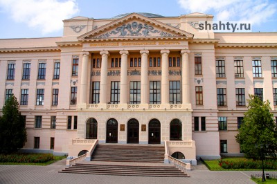 1 сентября загорелось здание ЮРГПУ (НПИ) в Новочеркасске