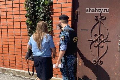 К десяти должникам в Шахтах пришли приставы