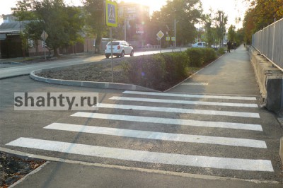 Неправильная разметка в г. Шахты по-прежнему не убрана на улице Шевченко