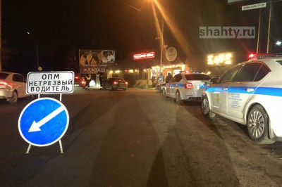 В Шахтах инспекторам ГИБДД попались пьяными 6 водителей