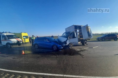 Автоледи пострадала в лобовом столкновении на Северном объезде Ростова