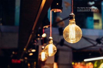 Отключат электроэнергию в Шахтах в понедельник на десяти улицах