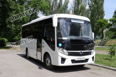 В Шахтах передали автобус спортивной школе №1