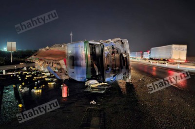 Столкнулись 4 автомобиля под Шахтами на трассе М-4 «Дон»