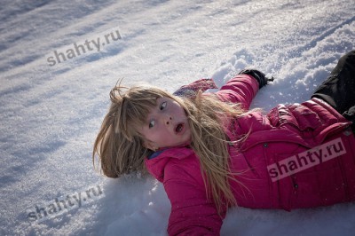 Сломал ногу, поскользнувшись на льду перед администрацией, глава Каменска-Шахтинского
