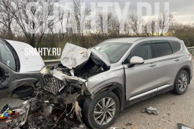 Погибла женщина, девочка ранена в ДТП на трассе Ростов — Ставрополь