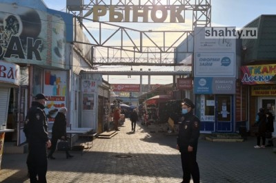 Облавы в Шахтах на рынке: штрафовали торговцев и задержали даму, объявленную в розыск