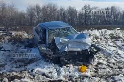 Погиб водитель: иномарка неудачно совершила обгон на трассе в Ростовской области