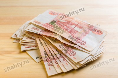 Пенсии выплатят досрочно в марте в Шахтах и Ростовской области