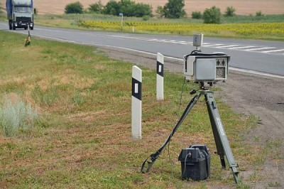 Раздраженный водитель повредил комплекс фотовидеофиксации нарушений ПДД «Крис-П»