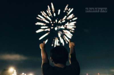 Врачи в Шахтах спасают жизнь 25-летнего военного: ему оторвало кисти взрывом