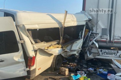 Микроавтобус Анапа — Ростов попал в аварию на трассе М-4 «Дон»: погибла пассажирка