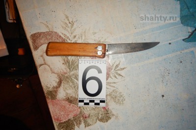 Зарезал отчима пьяный 30-летний парень в Ростовской области