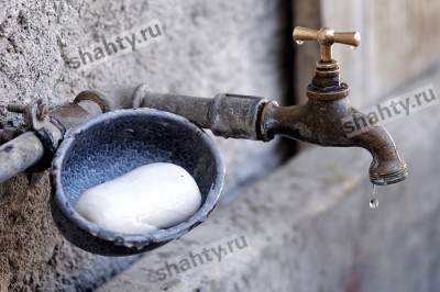 В Шахтах внезапно отключили воду в понедельник