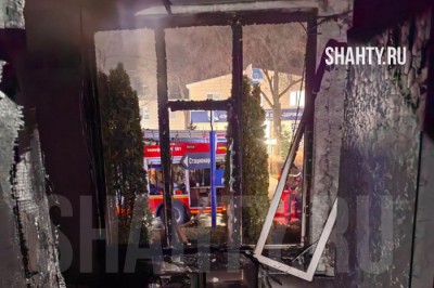 Горел клинико-диагностический центр «Здоровье» в Ростове: госпитализировали мужчину