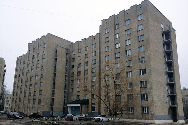 Подробности: В г. Шахты разбился студент, выпав из окна