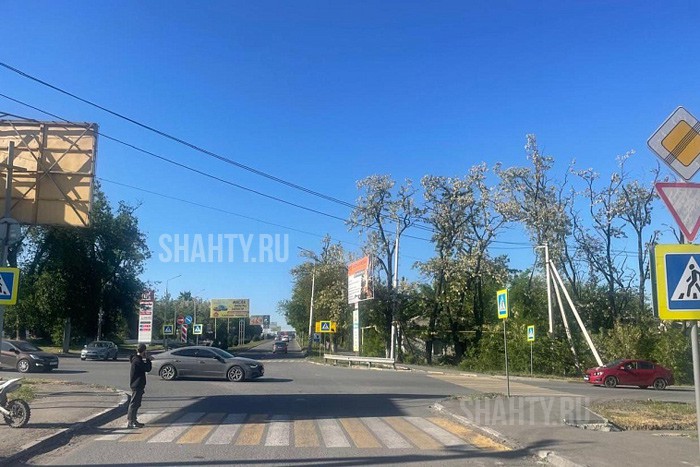 В Шахтах мотоциклист сбил 9-летнего ребенка на пешеходном переходе