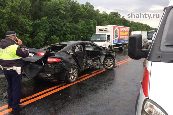 Погибла семья — сын не довез родителей: на трассе М-4 лоб в лоб столкнулись Ford и «Гранта»