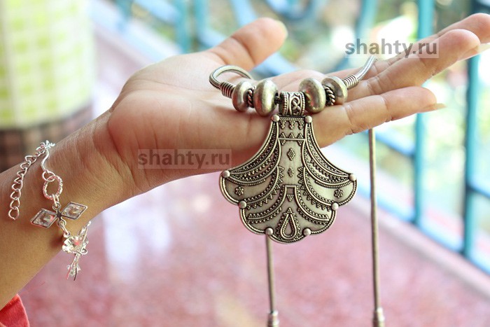 Домработница похитила украшения на миллион и проиграла деньги в онлайн-казино