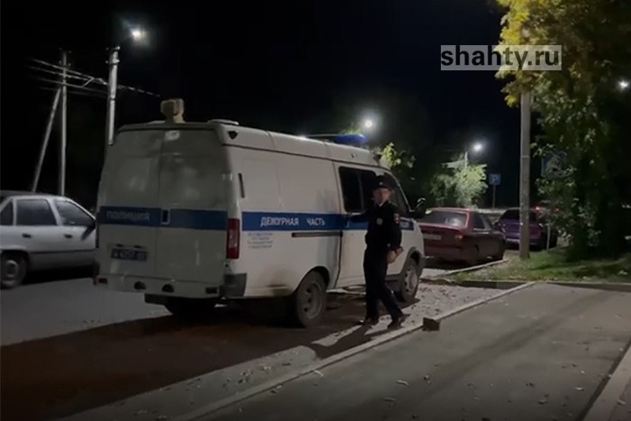 В Шахтах из кассы магазина похитили 17 тысяч рублей