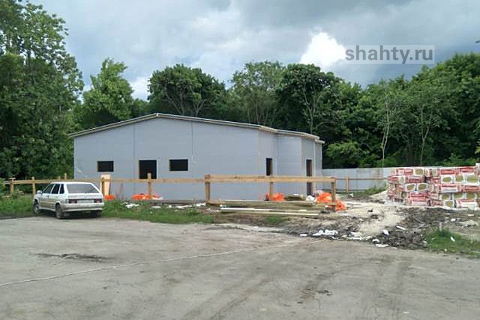 В Шахтах строят подстанцию скорой медицинской помощи на улице Шурфовой