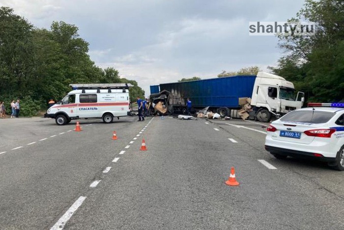 Подробности страшного ДТП под Шахтами: водитель сгорел в салоне