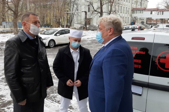 Произошел скандал в Шахтах с подержанным авто, подаренным депутатами БСМП