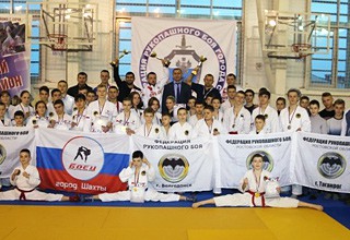 5 золотых медалей завоевали бойцы г. Шахты на соревнованиях ЮФО по рукопашному бою [Фото]