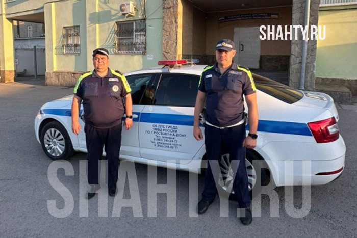 Инспекторы ДПС помогли девушке за рулем: в Ростове заглох автомобиль