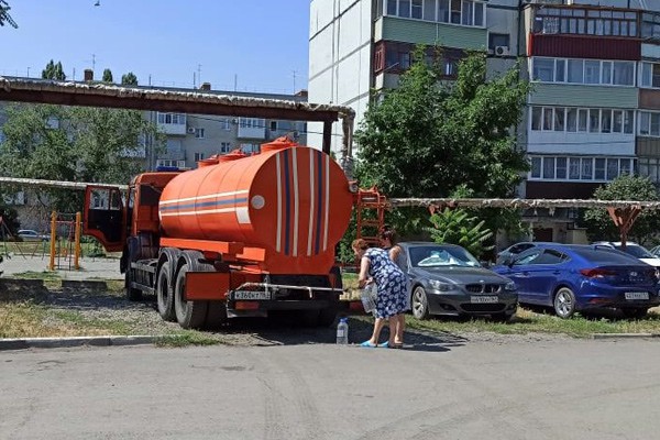 Шахты без воды: названы места размещения автоцистерн