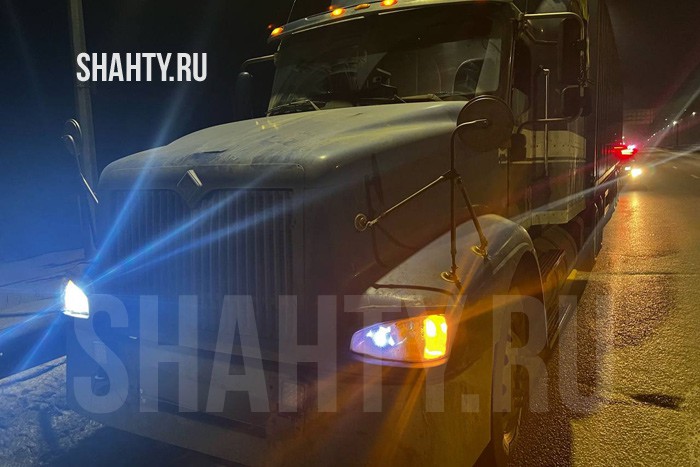 Пьяный 47-летний водитель вел грузовик по трассе М-4 в Ростовской области