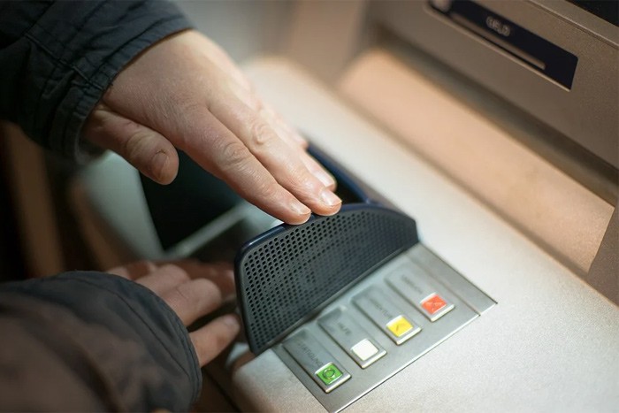 Лишился миллиона доверчивый житель Новочеркасска