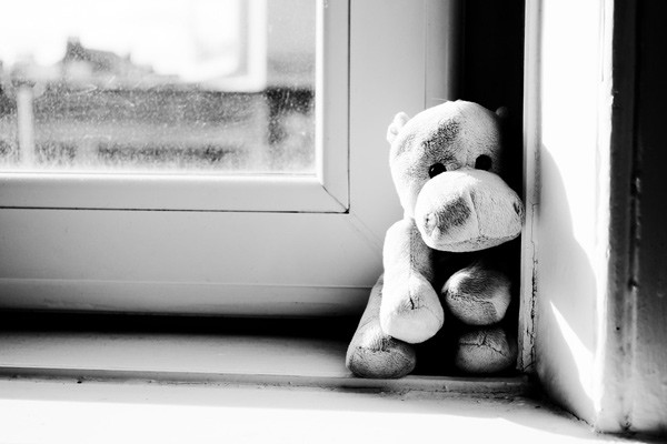 Выпала из окна пятилетняя девочка в Новочеркасске