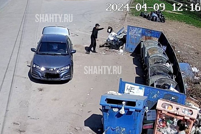 Еще один попался в Шахтах на выгрузке мусора на ХБК