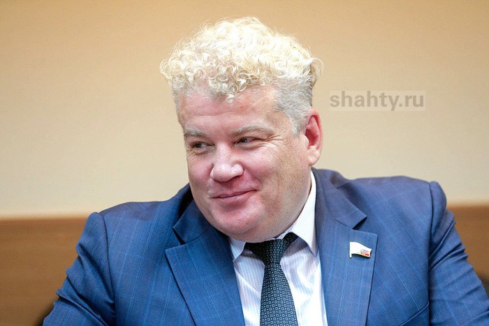 В Шахтах депутат Госдумы Максим Щаблыкин примет граждан