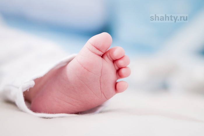 Погиб годовалый малыш при пожаре: 20-летняя мать доставлена в больницу