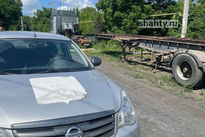 В Шахтах арестовали транспортное средство должника