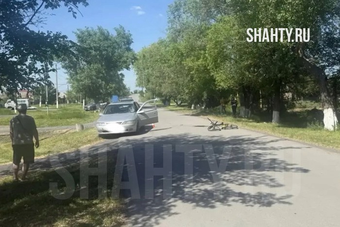Иномарка сбила 8-летнего ребенка на велосипеде в пос. Новосветловском Октябрьского района