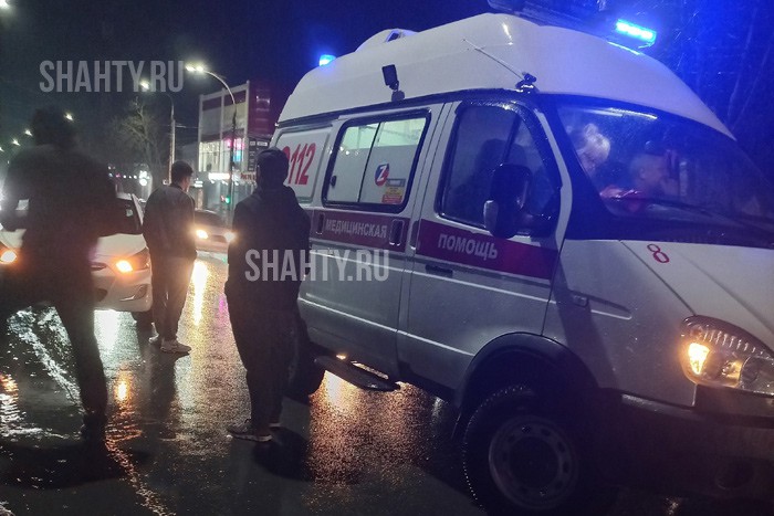 В центре Шахт сбили детей на пешеходном переходе