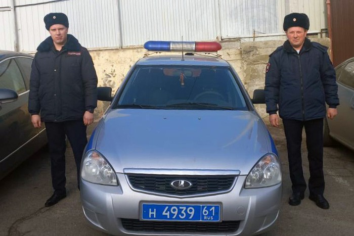 Инспекторы ДПС помогли добраться до роддома беременной в Ростовской области