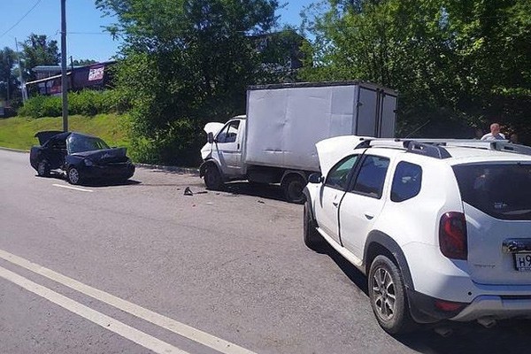 Погибла 44-летняя женщина в массовом ДТП в Ростове из-за 21-летней девушки