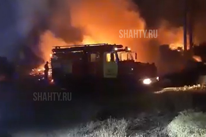 Начались массовые поджоги мусора в городе Шахты