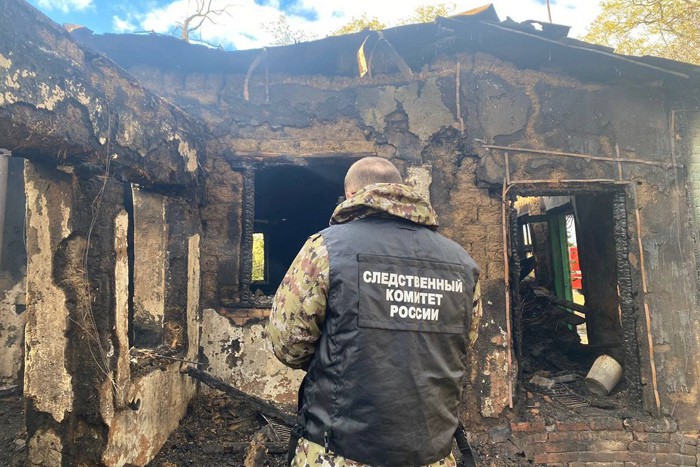 Погибли женщина и трое мужчин на пожаре в Ростовской области
