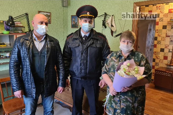 В Шахтах посетили семьи сотрудников МВД, погибших при выполнении служебных обязанностей