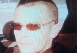 Разыскивают 40-летнего мужчину с обрезом охотничьего ружья, подозреваемого в убийстве