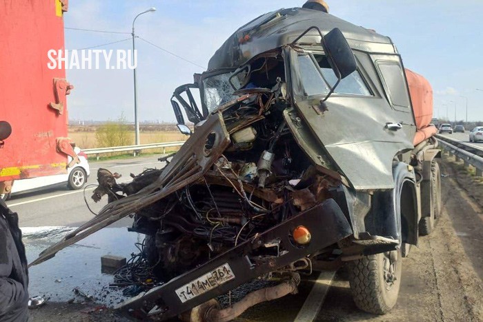 На трассе Ростов — Азов в ДТП погиб пассажир бензовоза